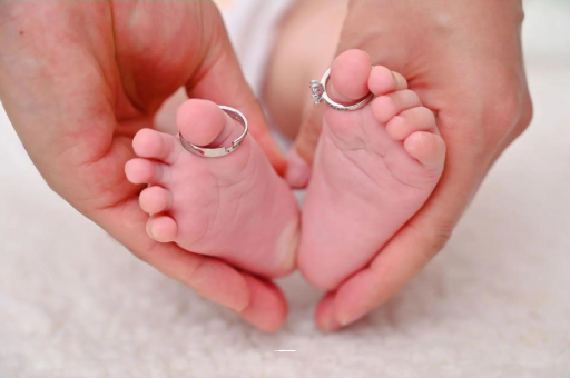 三门峡满月宝宝只放屁不排便